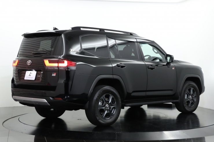 ランドクルーザー　300系　サイドバイザー純正　　LAND CRUISER ランドクルーザー 300系 サイドバイザー純正 LAND CRUISER