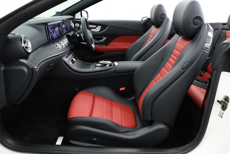 メルセデスベンツ Eクラス E200 カブリオレ スポーツ レザーパッケージ