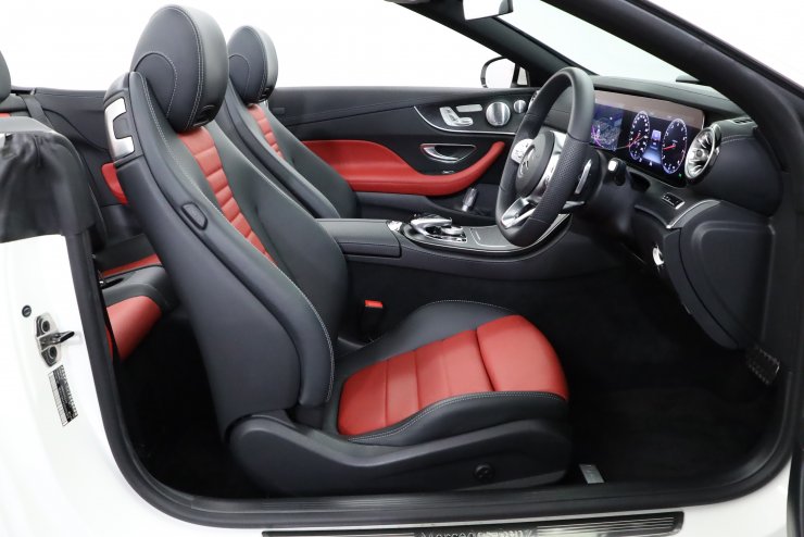 メルセデスベンツ Eクラス E200 カブリオレ スポーツ レザーパッケージ