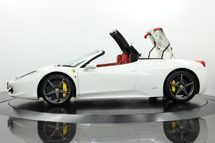 フェラーリ 458 Spider F1 DCT 希少右ハンドル 正規ディーラー車 20