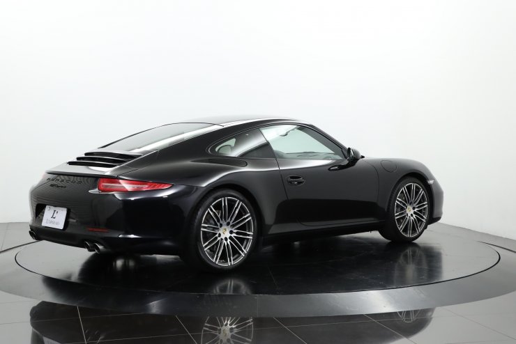 Amazon.co.jp: 1/24 ブラーゴ ポルシェ 911 カレラ 1993 ダイ