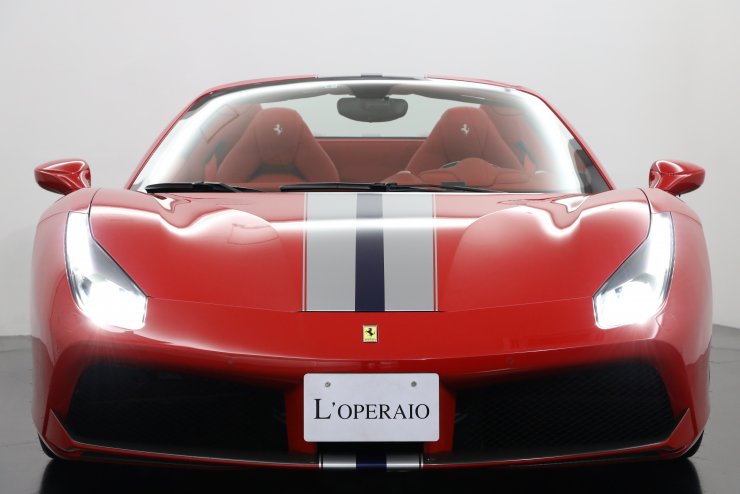フェラーリ 488 Spider F1 DCT 正規ディーラー車 カーボンLED