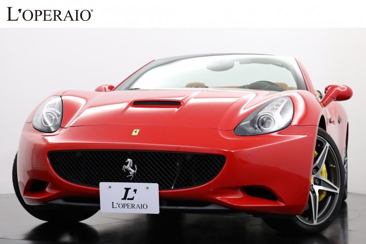 フェラーリ カリフォルニア 30 F1 DCT 正規ディーラー車 左