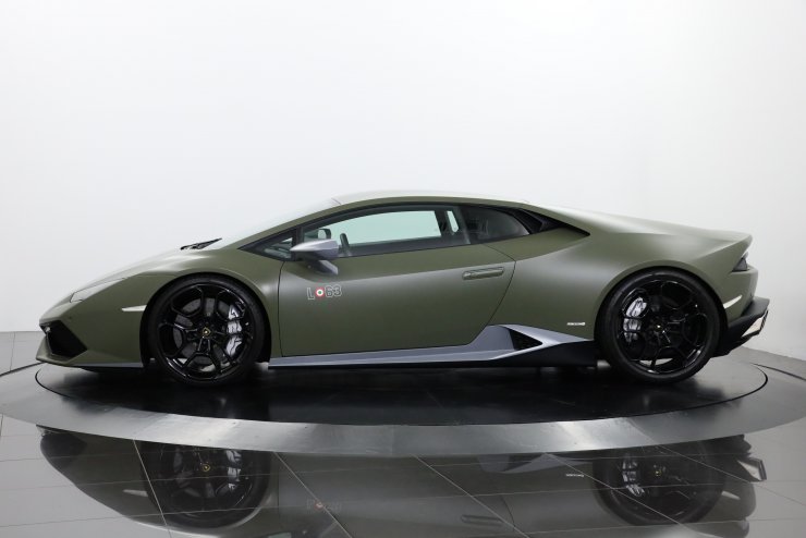 ランボルギーニ ウラカン LP610-4 AVIO 世界限定250台 フロント周り