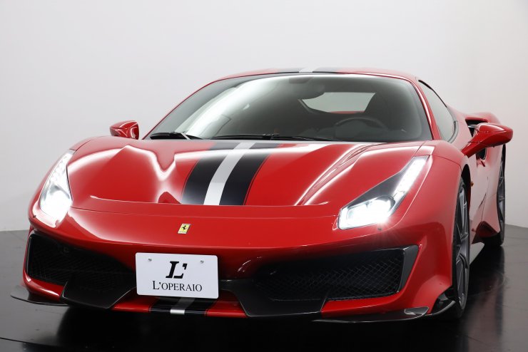 フェラーリ 488ピスタ 鍵 車検証入れ