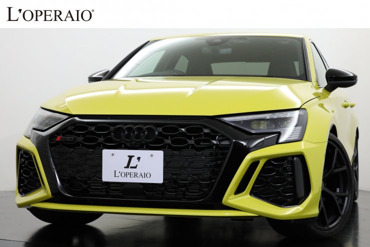アウディ AUDI 創立100周年記念ピンズセット 未使用 hqdefault.jpg