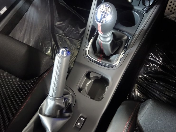 ルノー メガーヌ メガーヌ RS 273 FINAL Edition 200台限定車 RECARO製