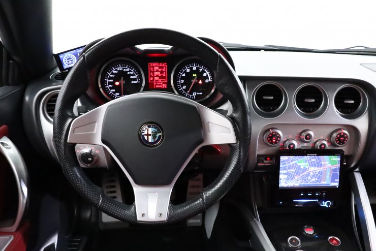 アルファロメオ 8C コンペティツィオーネ 正規ディーラー車 世界限定