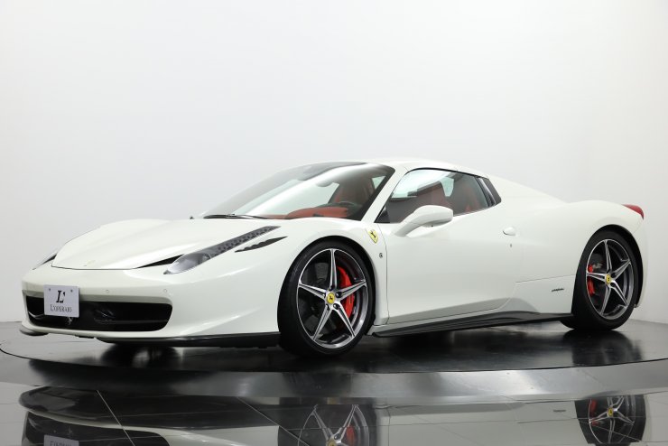 フェラーリ 458 スパイダー F1 DCT 正規ディーラー車 カーボン