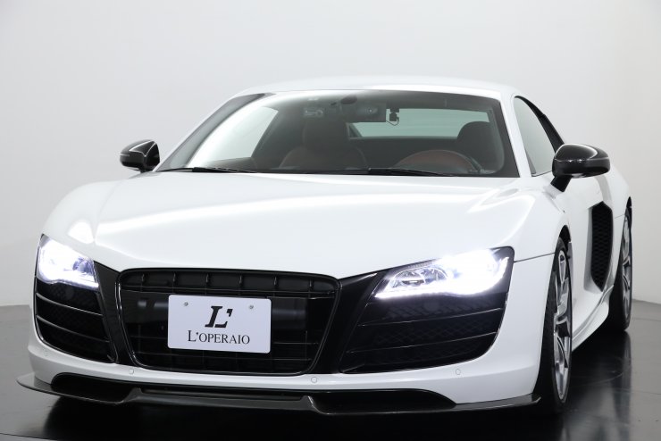 アウディ R8 5.2 FSI Quattro オプション総額約342万円セラミック