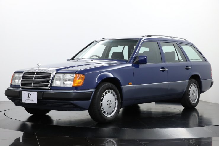 ベンツW124 E280で使用カーオーディオチューナーカセットデッキ