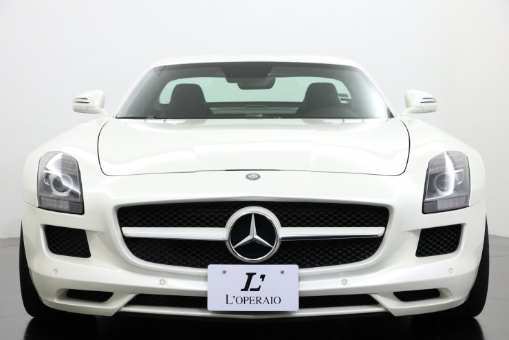 AMG SLSクラス Coupe 有償カラー【デジーノミスティックホワイト2
