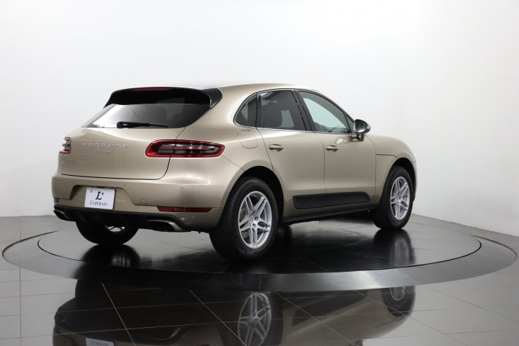 ポルシェ マカン PDK 有償色 ベージュハーフ革 スポーツクロノPKG 純正