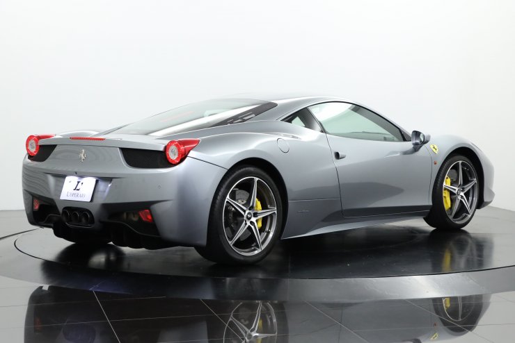 フェラーリ 458 Italia F1 DCT 正規ディーラー車 希少色 カーボン