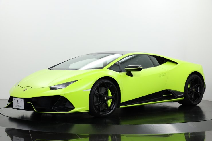 【未使用】ランボルギーニ ウラカンEVO メンテナンスキット ランボルギーニ ウラカン EVO Fluo Capsule 4WD オプション