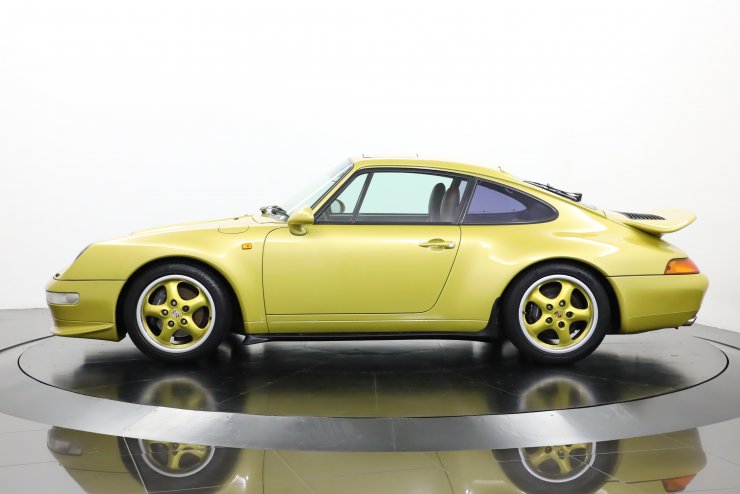 ポルシェ911 Carrera 993ドライバーズマニュアル　ミツワ自動車発行 ポルシェ911 Carrera 993ドライバーズマニュアルミツワ自動車発行