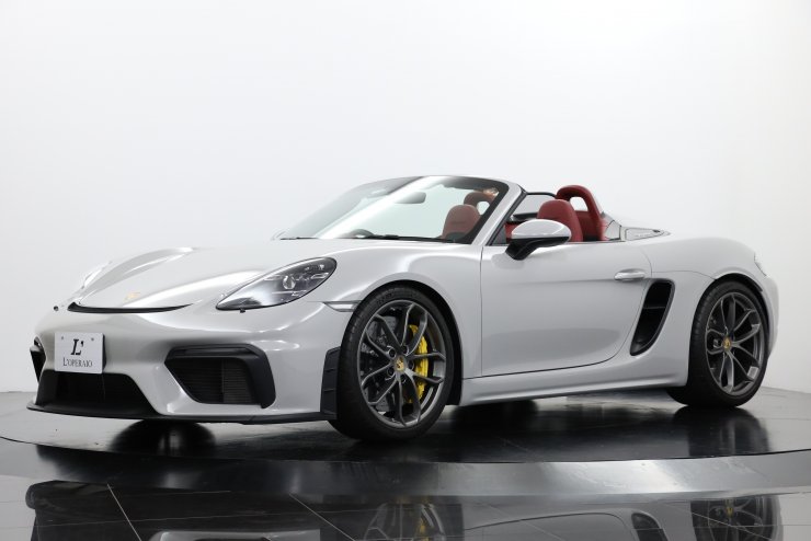 ポルシェ 718 Spider 6MT 新車オプションカラー：クレヨン PCCB