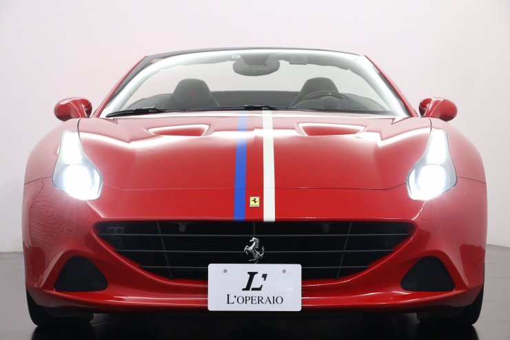 フェラーリ カリフォルニア T F1 DCT Tailor Made カーボンファイバー