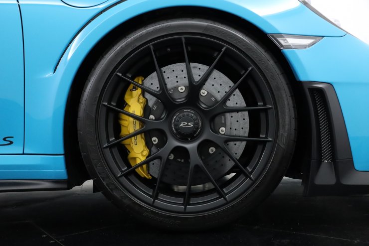 ポルシェ 911(Type991) GT2 RS ヴァイザッハPKG PDK 有償カラー
