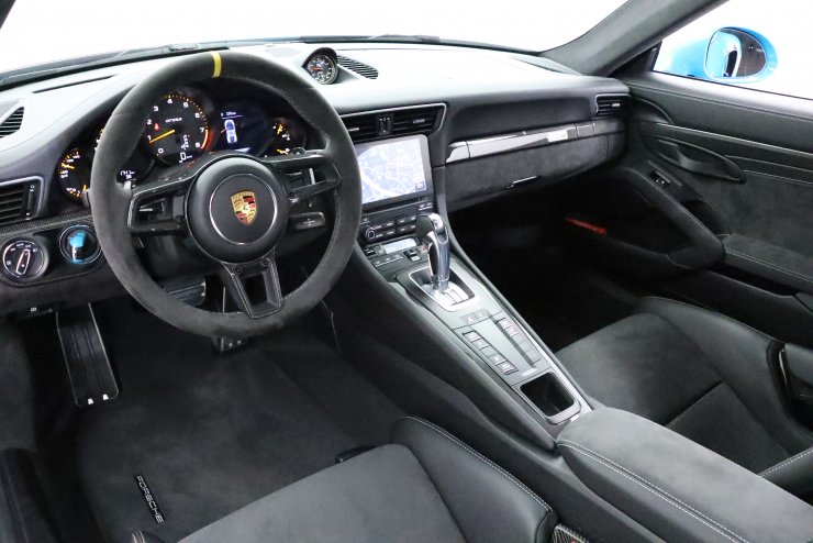 ポルシェ 911(Type991) GT2 RS ヴァイザッハPKG PDK 有償カラー
