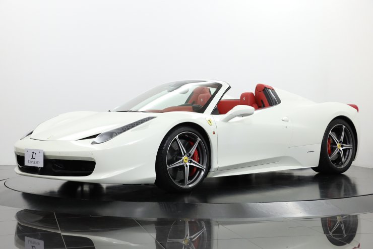 フェラーリ 458 Spider F1 DCT 正規ディーラー車 20インチ鍛造アルミ