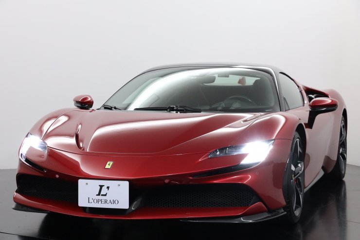 フェラーリ SF90 Spider ワンオーナー 正規ディーラー車 OP総額