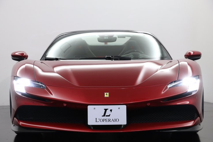 フェラーリ SF90 Spider ワンオーナー 正規ディーラー車 OP総額1350万
