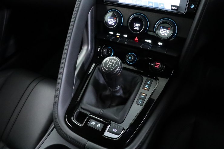 売り切り　JAGUAR　Fタイプ　純正　19インチ　タイヤ&ホイール4本 Wheels - F-TYPE | Jaguar Accessories