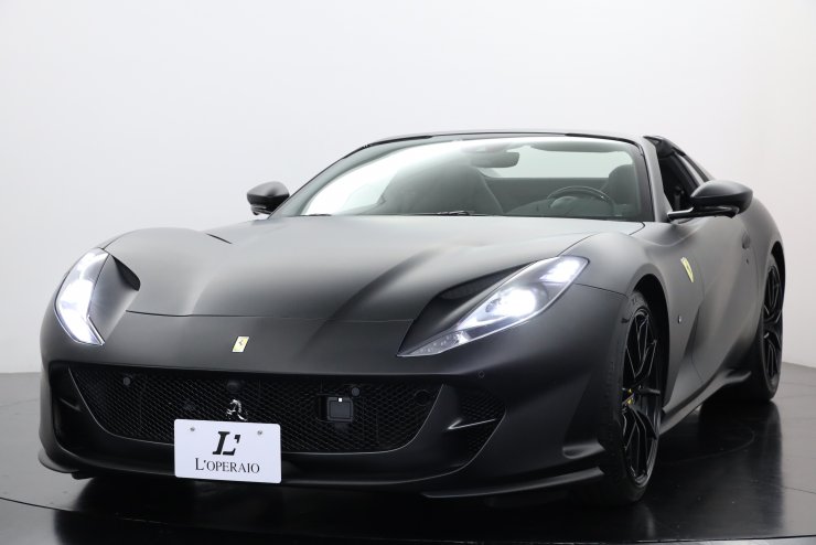 フェラーリ 812 GTS F1 DCT ワンオーナー オプションマッド