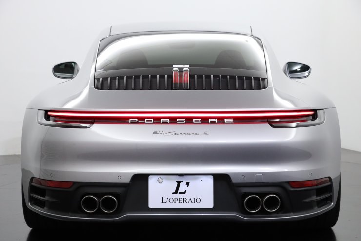ポルシェ 911(Type992) Carrera S GTシルバーメタリック Sport