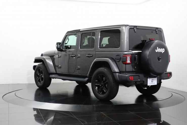 JEEP JL ラングラー 純正グリル グラナイトクリスタルメタリック JEEP JL ラングラー 純正グリル グラナイトクリスタルメタリック