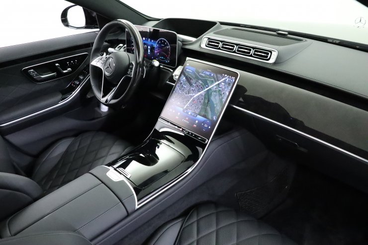 メルセデスベンツ Sクラス S580 4MATIC Long AMG-Lineパッケージ 左