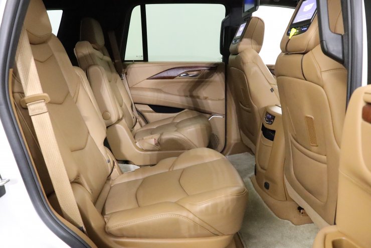 キャデラック エスカレード Platinum 正規ディーラー車 スライディング