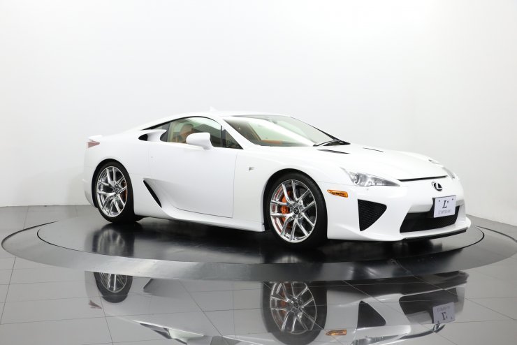 レクサス LFA 【世界限定500台】オレンジレザー オレンジキャリパー