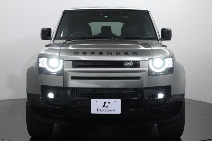 ランドローバー ディフェンダー　エイジング加工 DEFENDER COLLECTION 90 V8 / 110 V8｜LAND ROVER JAPAN​