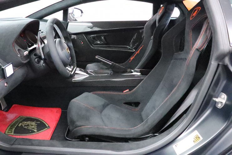 ランボルギーニ ガヤルド LP570-4 スーパーレジェーラ エディツィ