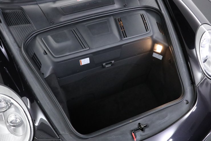 専用部屋 ポルシェ 911(Type997) turbo 後期 PDK SportChrono-PKG 希少右