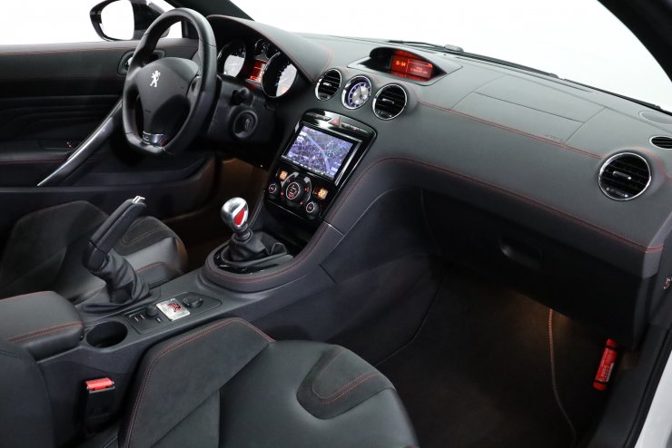 プジョー RCZ R 6MT ワンオーナー 社外ストラーダSDナビ 地デジ