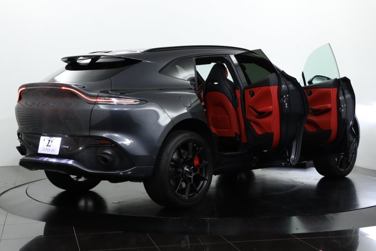 アストンマーティン DBX V8 ワンオーナー 希少左ハンドル 赤革 純正22