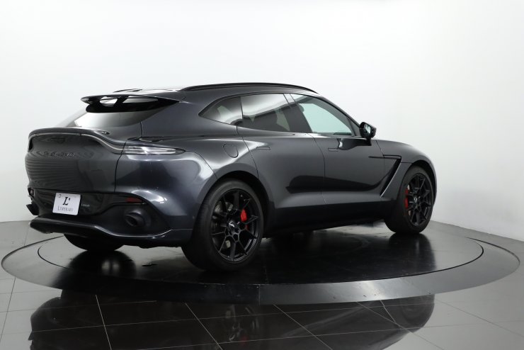 アストンマーティン DBX V8 ワンオーナー 希少左ハンドル 赤革 純正22