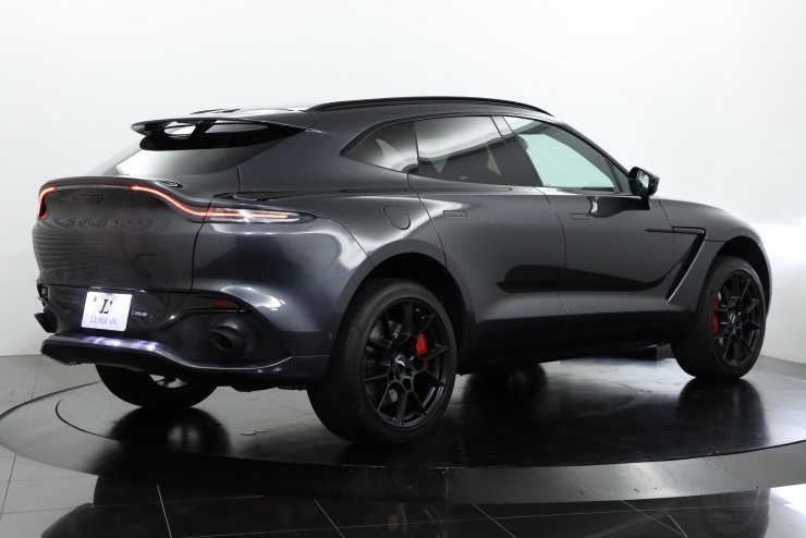 アストンマーティン DBX V8 ワンオーナー 希少左ハンドル 赤革 純正22