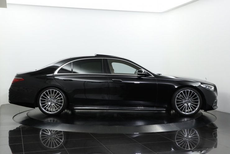 メルセデスベンツ Sクラス S580 4マチック ロング AMGラインPKG リア