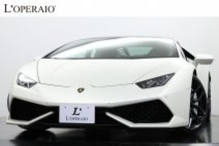 ランボルギーニ ウラカン LP610-4 有償マットカラー 白×黒革 20インチ