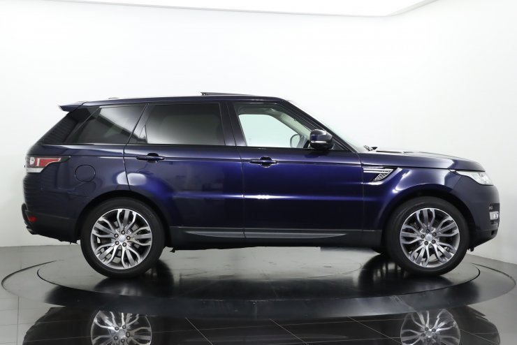 ランドローバー レンジローバースポーツ HSE ロワールブルー