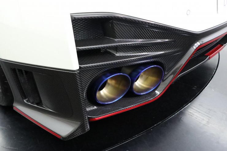 日産 GT-R NISMO ワンオーナー 後期 走行距離60キロ 新車