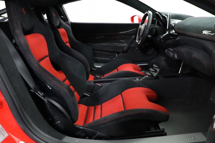 フェラーリ 458 Speciale F1 DCT 2014年モデル 国内1オーナー