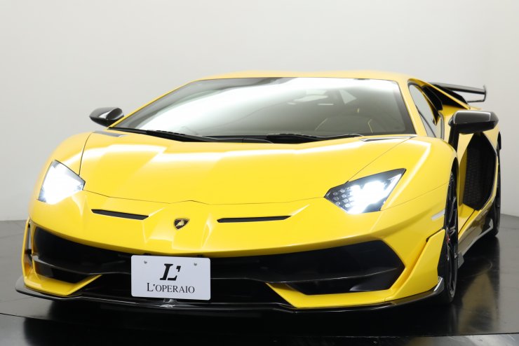 ランボルギーニ アヴェンタドール SVJ 1オーナー 走行800km