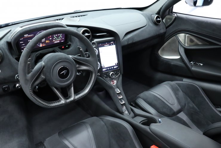 マクラーレン 720S Performance オプション総額700万円以上 