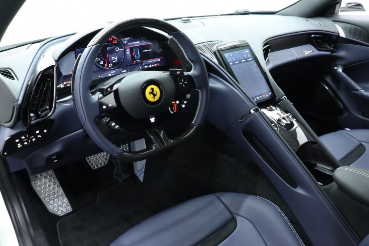 フェラーリ ローマ F1 DCT ワンオーナー 左H ブルースターリングレザー