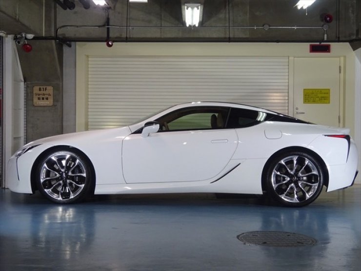 レクサス LC LC 500 Sパッケージ ホワイトノーヴァガラスフレーク
